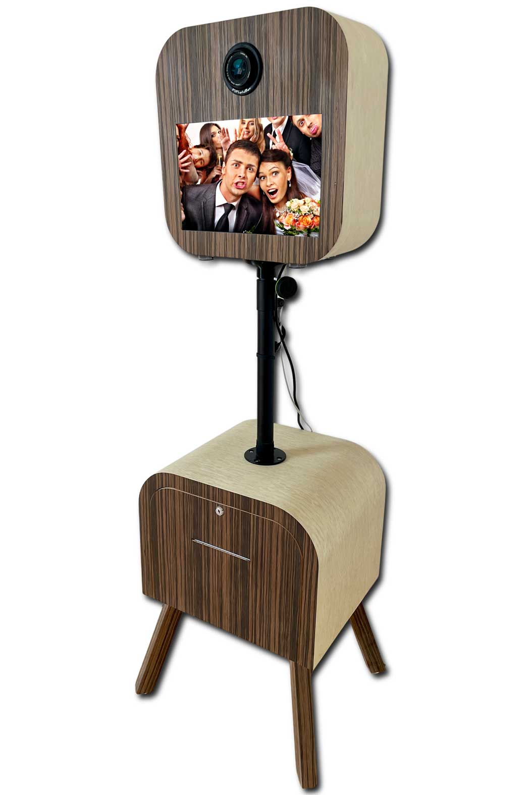 Fotobox zur Miete im Bezirk Scheibbs – stilvolles Design mit Kamera, Touchscreen und Drucker für unvergessliche Momente bei Hochzeiten, Feiern und Firmenevents.