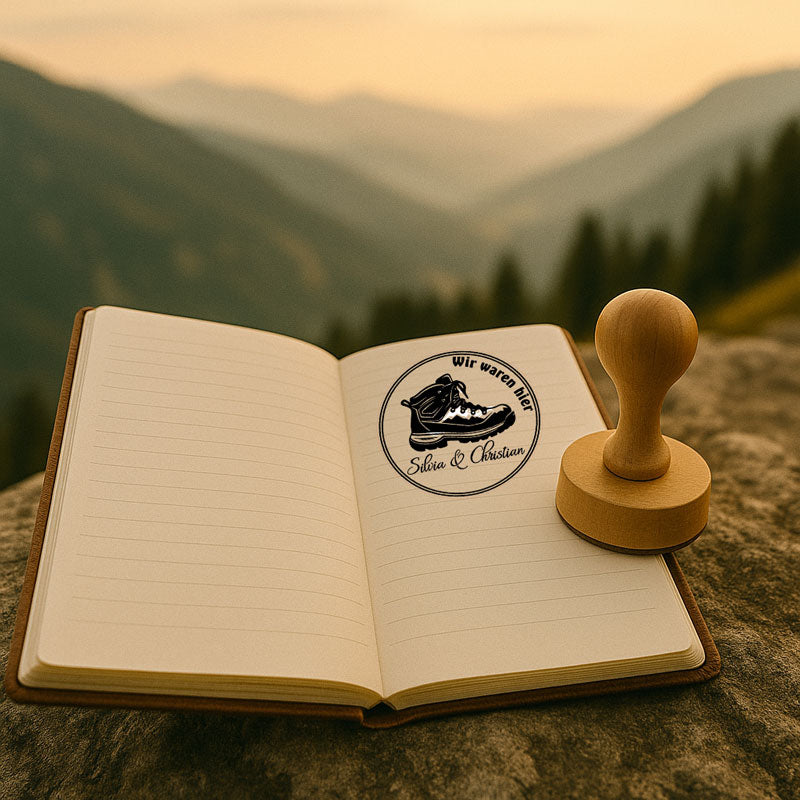 Gipfelkreuzstempel Eintrag in das Gipfelbuch mit Stempel