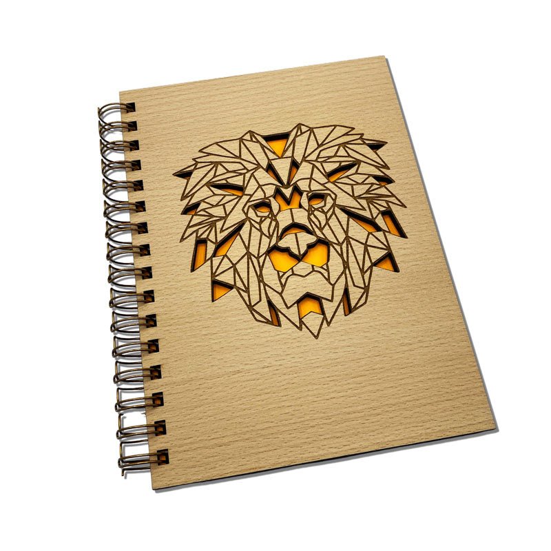 Holznotizbuch Löwe – perfekte Geschenkidee für starke Persönlichkeiten