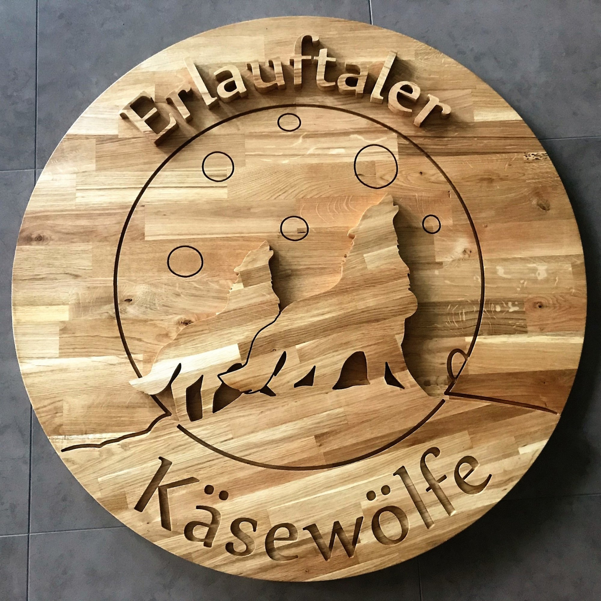 Erlauftaler Käsewölfe - Logo und Käseplatte - Wurmis-Holzdeko