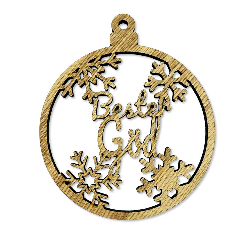 Christbaumkugel aus Holz mit Aufschrift Bester Gödi am festlich geschmückten Baum, Christbauanhänger aus Holz mit Namen