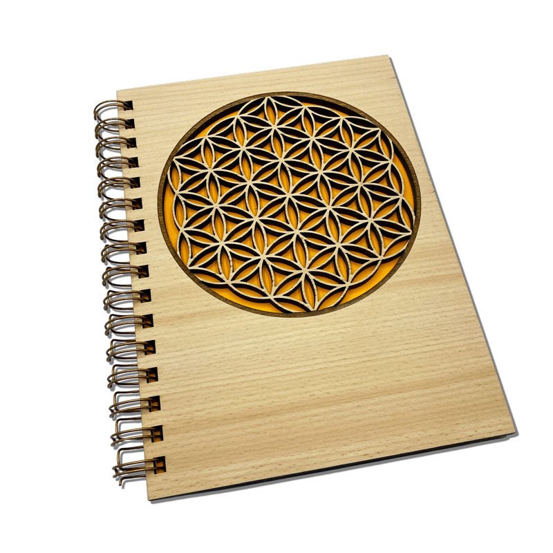 Spirituelles Notizbuch mit Symbol für Energie und Harmonie