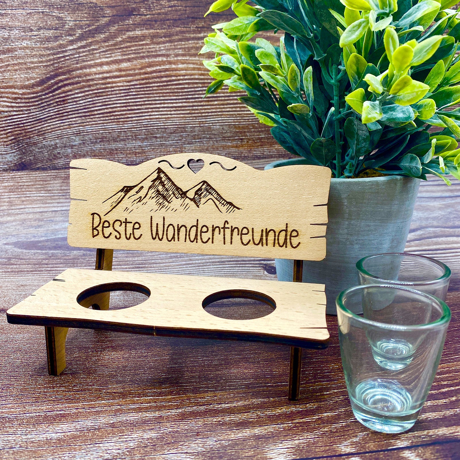 Holzbank Schnaps - ausgefallene Geschenkidee aus Holz