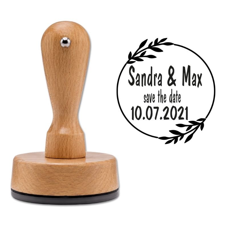 Holzstempel mit „Save the Date“-Schriftzug – perfekt für kreative Projekte