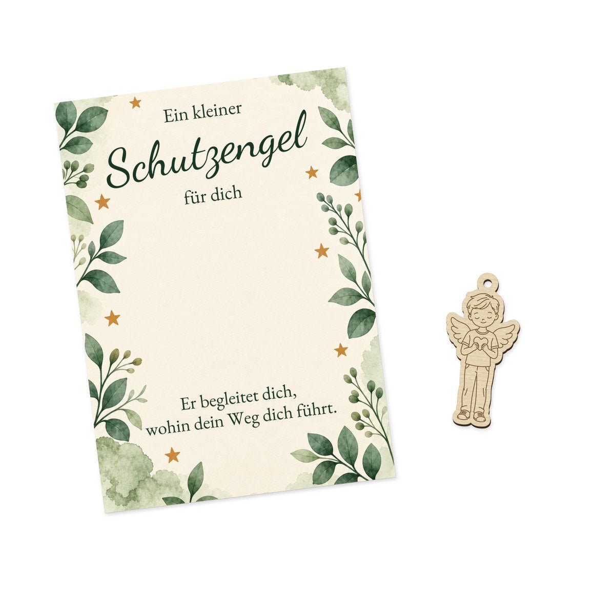 Schutzengel-Karte mit Holzengel und Engeljunge mit Flügeln und Herz nebeneinander auf weißem Hintergrund