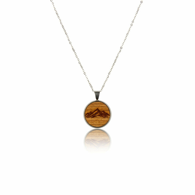 Kette mit Bergmotiv